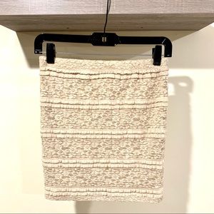 FOREVER 21 Mini Lace Skirt